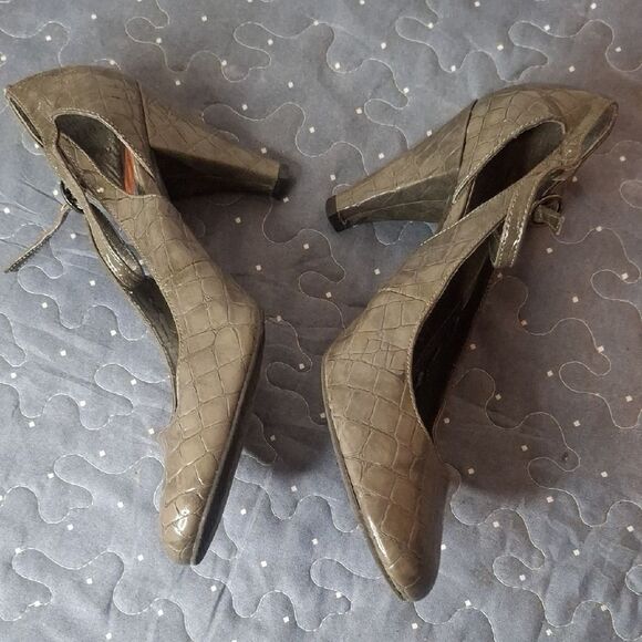 Sam & Libby Elegant Gray Women's Heels size 9 - Picture 3 of 10